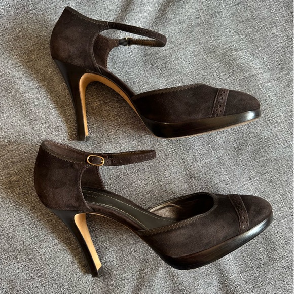 *Final Sale Price* Ann Taylor brown suede heels platform pump - Picture 5 of 15